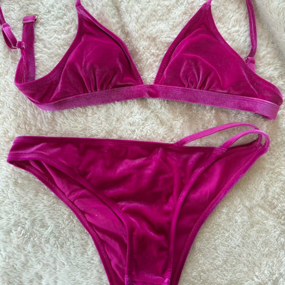 Velvet Express Bikini Set Fuchsia Pink Top Small Bottom Medium WORN ONCE